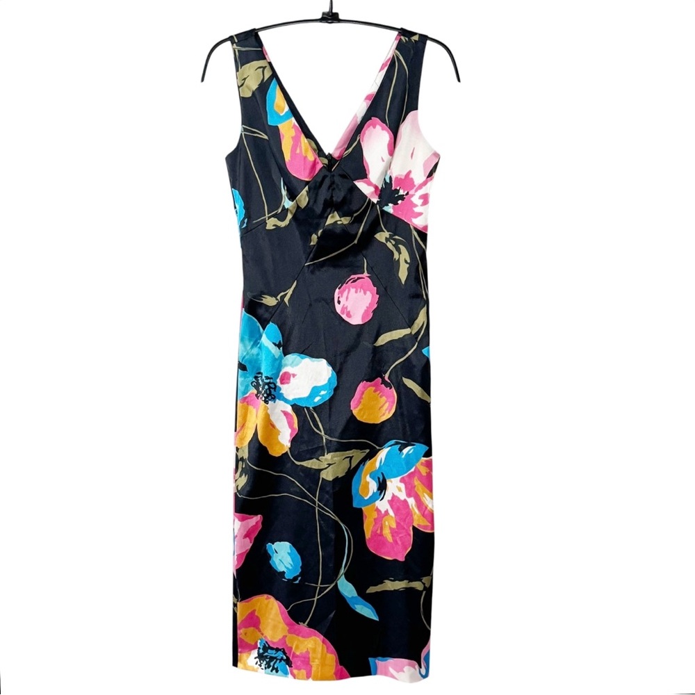 Love this dress but it’s too small for me